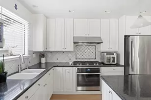 2505 Murrell Rd, Santa Barbara, CA 93109 - Photo 8