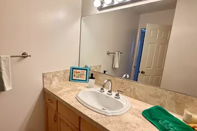 43 Dearborn Place #52, Goleta, CA 93117 - Photo 20