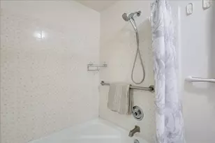 360 Moreton Bay Ln, Goleta, CA 93117 - Photo 20