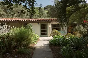 489 Mountain Dr, Santa Barbara, CA 93103 - Photo 2