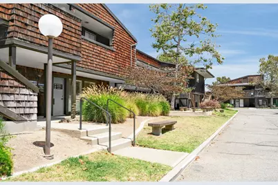 122 S Patterson Avenue, Goleta, CA 93111 - Photo 22