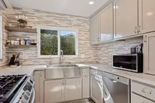 1330 La Manida St, Carpinteria, CA 93013 - Photo 14