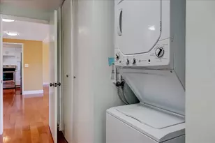 301 Moreton Bay Ln, Goleta, CA 93117 - Photo 20