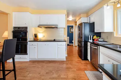 885 N Patterson Avenue, Santa Barbara, CA 93111 - Photo 8