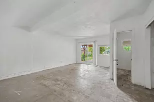 4937 Nipomo Dr, Carpinteria, CA 93013 - Photo 14