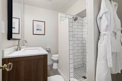 211 W Victoria Street Street, Santa Barbara, CA 93101 - Photo 8