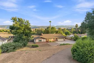 2520 Janin Way, Solvang, CA 93463 - Photo 2