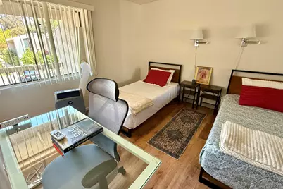 43 Dearborn Place #52, Goleta, CA 93117 - Photo 2