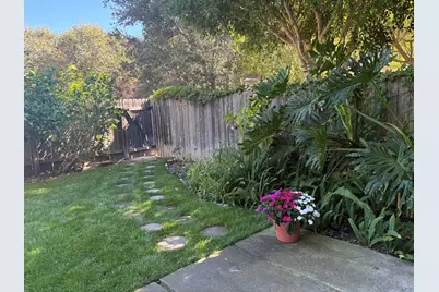 2644 State Street #Apt 21, Santa Barbara, CA 93105 - Photo 12