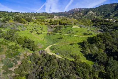 998 W Mountain Drive, Santa Barbara, CA 93103 - Photo 6
