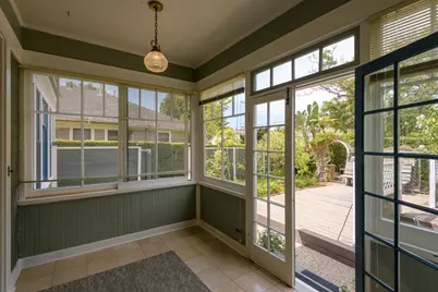 318 E Victoria Street, Santa Barbara, CA 93101 - Photo 26