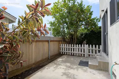 318 E Victoria Street, Santa Barbara, CA 93101 - Photo 30