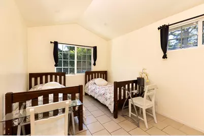 1204 San Andres Street, Santa Barbara, CA 93101 - Photo 8