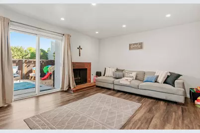 5088 Rhoads Avenue #D, Santa Barbara, CA 93111 - Photo 6