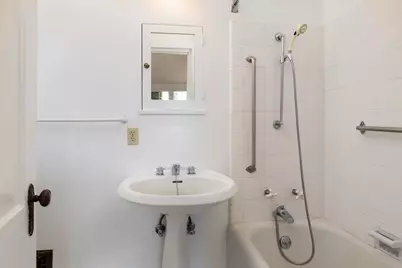 425 E Padre Street, Santa Barbara, CA 93103 - Photo 10