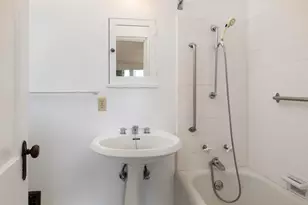 425 E Padre St, Santa Barbara, CA 93103 - Photo 10