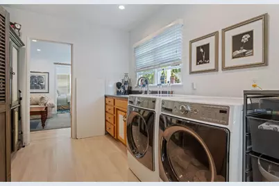 1016 E Haley Street, Santa Barbara, CA 93103 - Photo 16