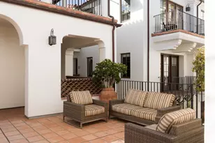 18 W Victoria St, Santa Barbara, CA 93101 - Photo 14