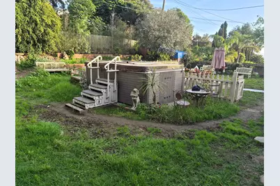 920 Flora Vista Drive, Santa Barbara, CA 93109 - Photo 10