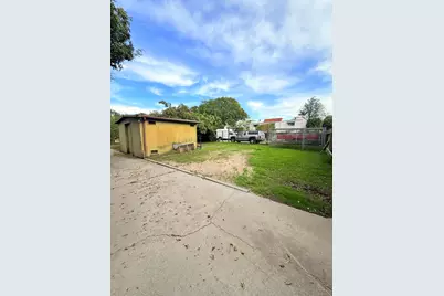 1129 San Andres Street, Santa Barbara, CA 93101 - Photo 24