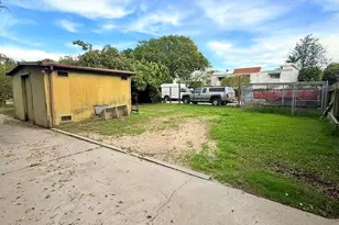 1129 San Andres St, Santa Barbara, CA 93101 - Photo 24