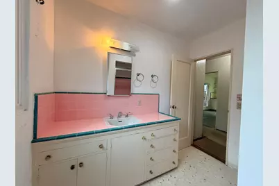 1129 San Andres Street, Santa Barbara, CA 93101 - Photo 22