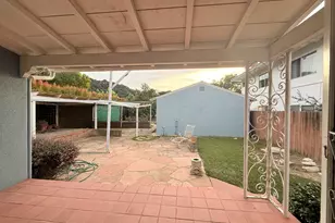 1129 San Andres St, Santa Barbara, CA 93101 - Photo 10