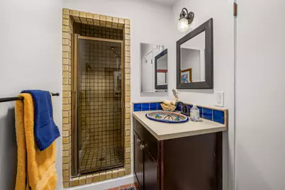 521 E Anapamu # C8, Santa Barbara, CA 93103 - Photo 14