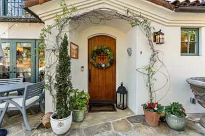 821 Laguna Street #A, Santa Barbara, CA 93101 - Photo 2