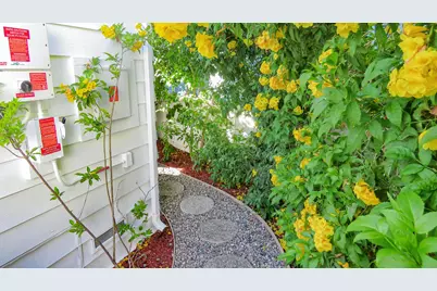 349 Ash Avenue #Spc 17, Carpinteria, CA 93013 - Photo 10