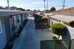 321 N K St, Lompoc, CA 93436 - Photo 2