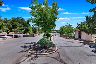 17370 Rodeo Rd, Out Of Area, CA 92530 - Photo 60