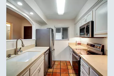 1035 Miramonte Drive #Apt 4, Santa Barbara, CA 93109 - Photo 4