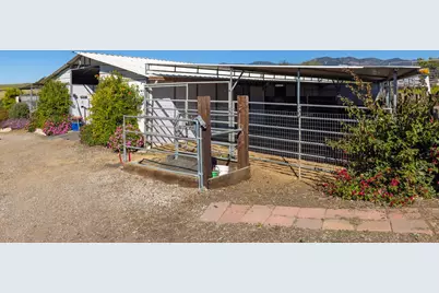 200 Ellwood Ridge Road, Goleta, CA 93117 - Photo 46