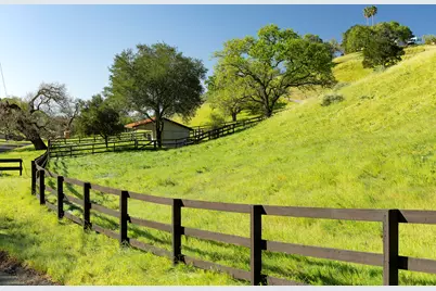 3009 Woodstock Road, Santa Ynez, CA 93460 - Photo 32