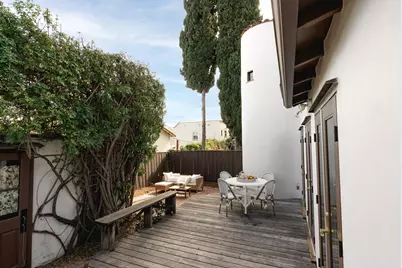 115 W Junipero Street, Santa Barbara, CA 93105 - Photo 14