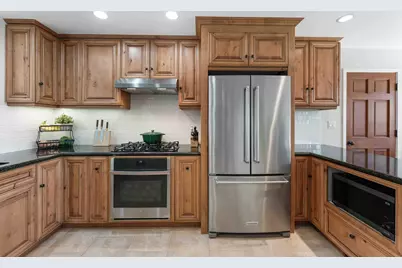 1236 Cliff Drive, Santa Barbara, CA 93109 - Photo 28