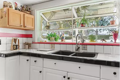 34 N Milpas Street, Santa Barbara, CA 93103 - Photo 18