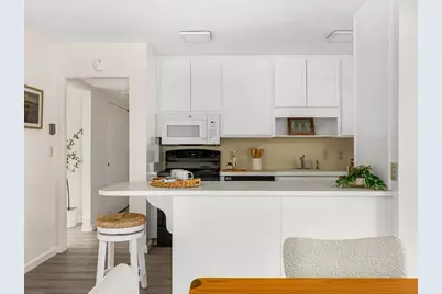 2110 Monterey Street, Santa Barbara, CA 93101 - Photo 8