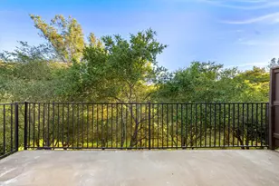 850 Highland Dr, Santa Barbara, CA 93109 - Photo 24