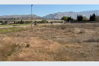 15300 Alfred Harrell Highway, Bakersfield, CA 93306 - Photo 10