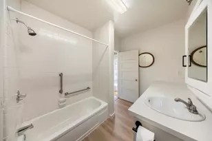 111 E Pedregosa St, Santa Barbara, CA 93101 - Photo 24