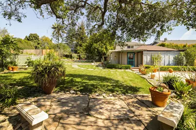 111 E Pedregosa Street, Santa Barbara, CA 93101 - Photo 36