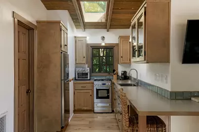 549 Hot Springs Road, Montecito, CA 93108 - Photo 22