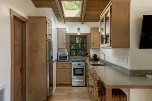 549 Hot Springs Rd, Montecito, CA 93108 - Photo 22