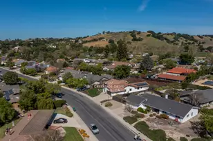 2197 Creekside Dr, Solvang, CA 93463 - Photo 32