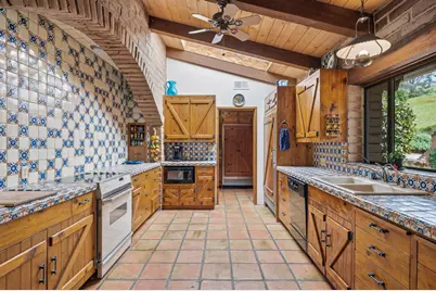 2160 Rambling Oaks Road, Santa Ynez, CA 93460 - Photo 20