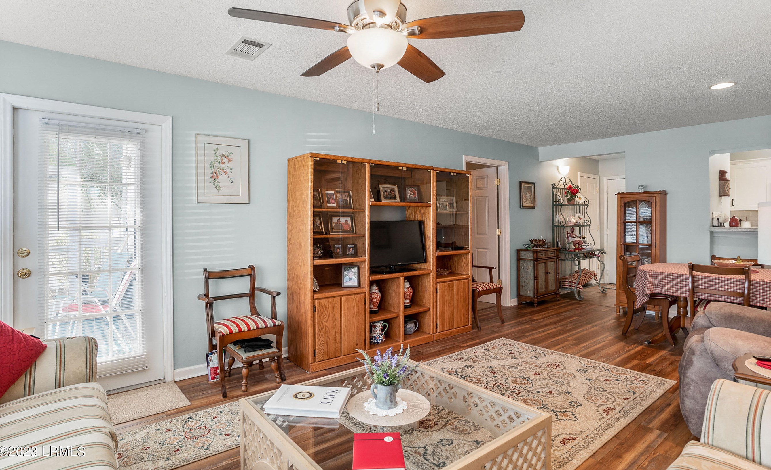 1231 Ladys Island Dr, Port Royal, SC 29935-1125