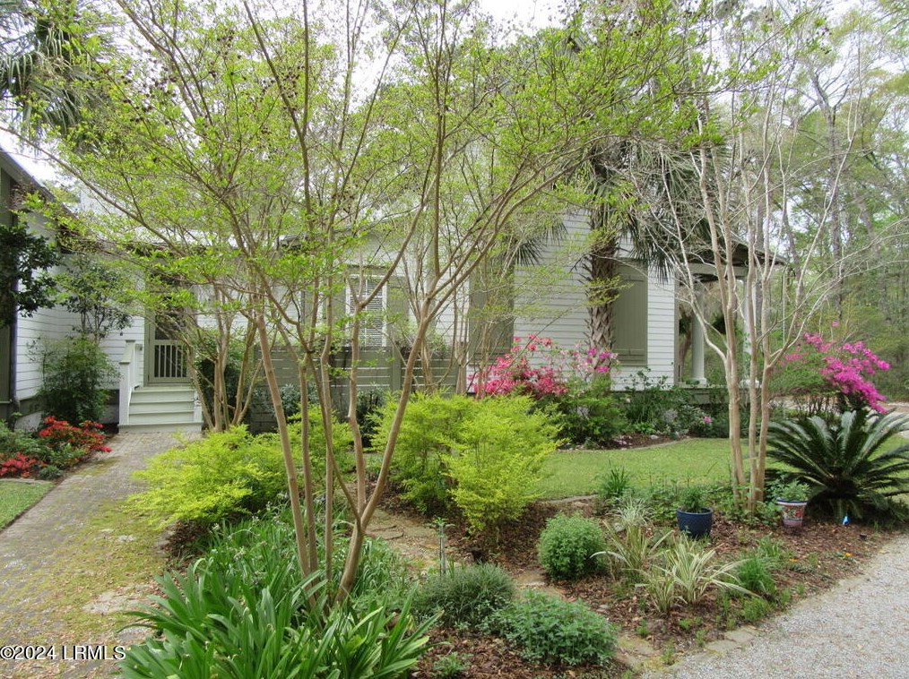 70 Bull Point Dr, Seabrook, SC 29940