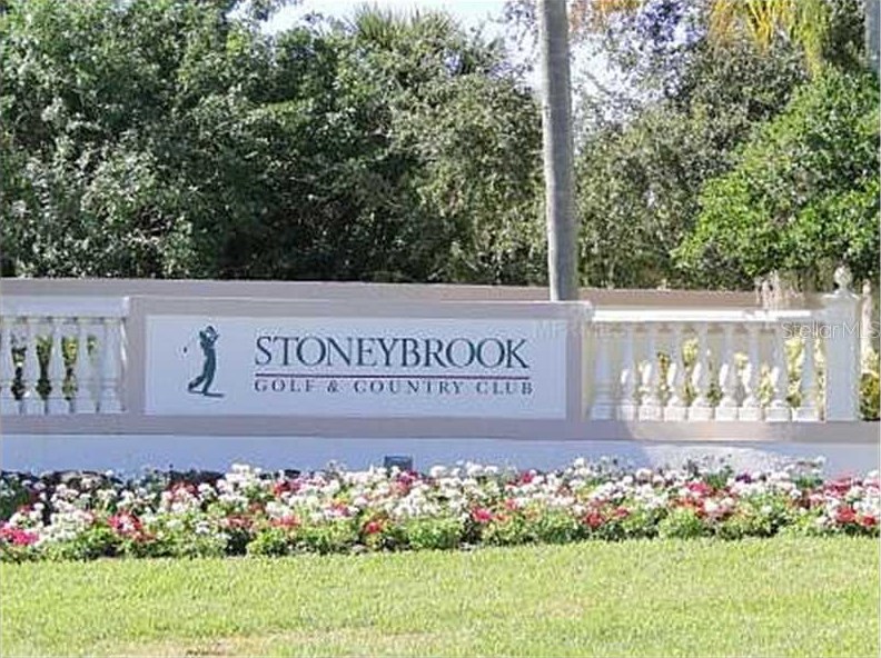 8755 Olde Hickory Ave, Sarasota, FL 34238-4359